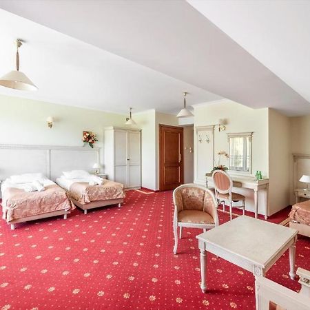 Hotel Stodolka Cminsk 외부 사진