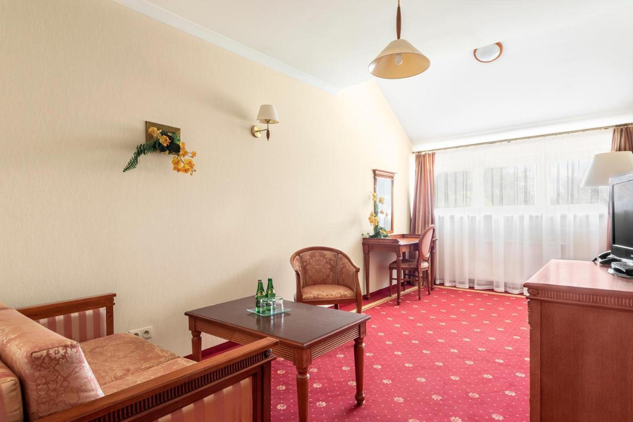 Hotel Stodolka Cminsk 외부 사진