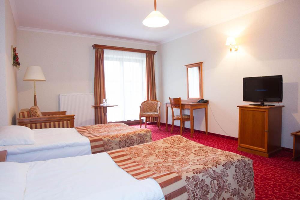 Hotel Stodolka Cminsk 외부 사진