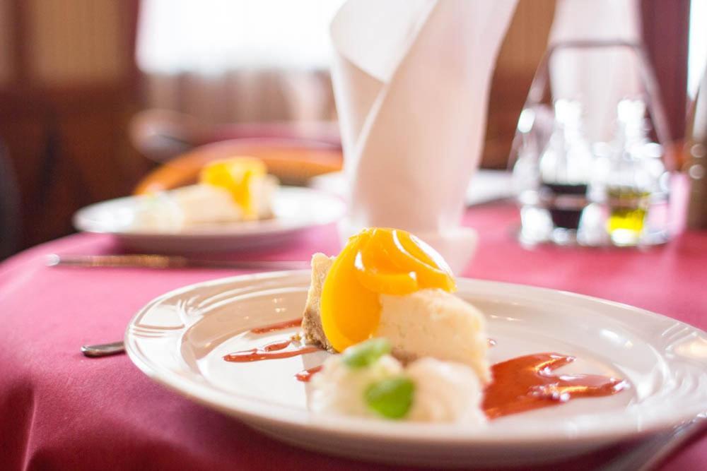 Hotel Stodolka Cminsk 외부 사진