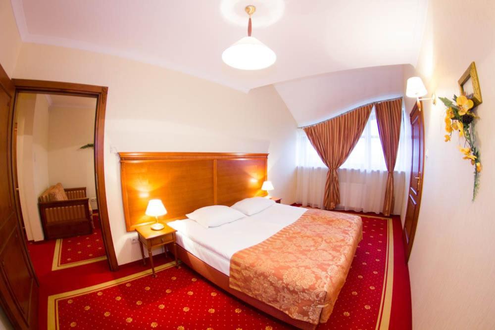 Hotel Stodolka Cminsk 외부 사진