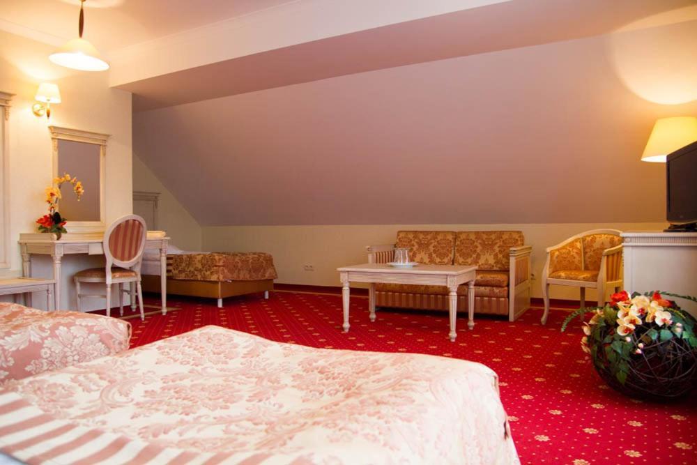 Hotel Stodolka Cminsk 외부 사진