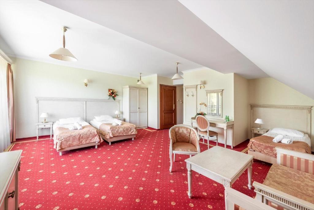 Hotel Stodolka Cminsk 외부 사진