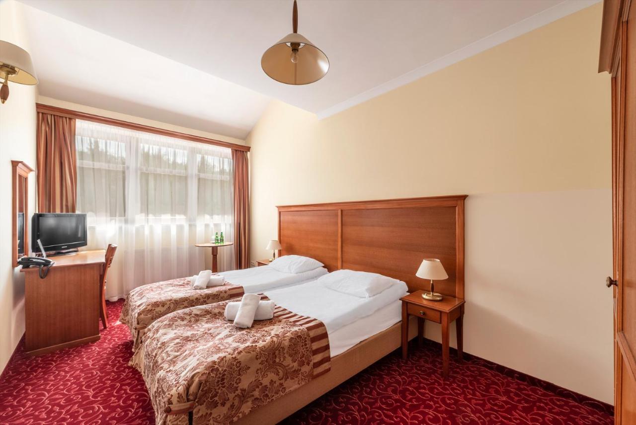 Hotel Stodolka Cminsk 외부 사진